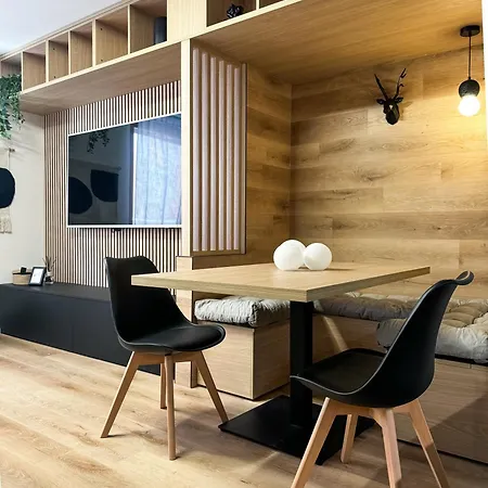 Cozysuite Pinzolo Centro New Boutique Apartment Exterior photo